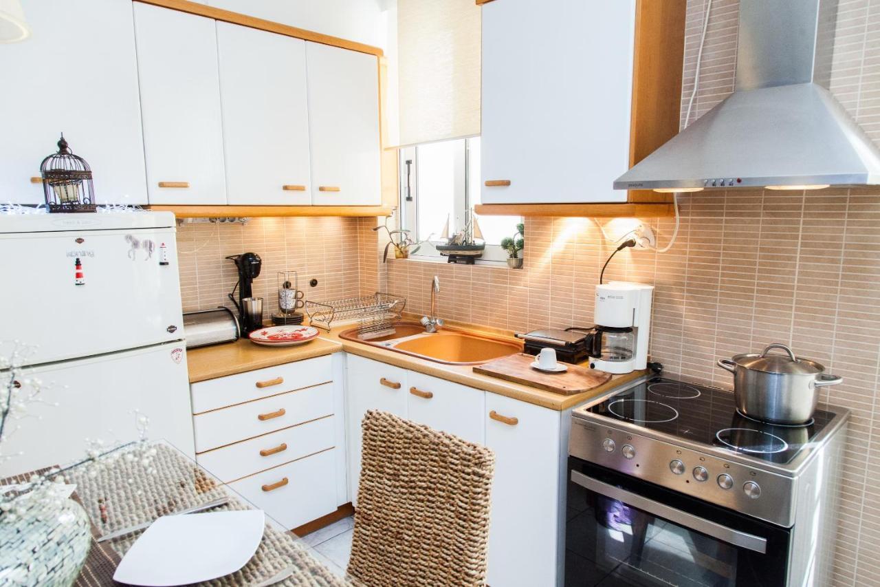 Amazing Apartment With View! Пирей Экстерьер фото