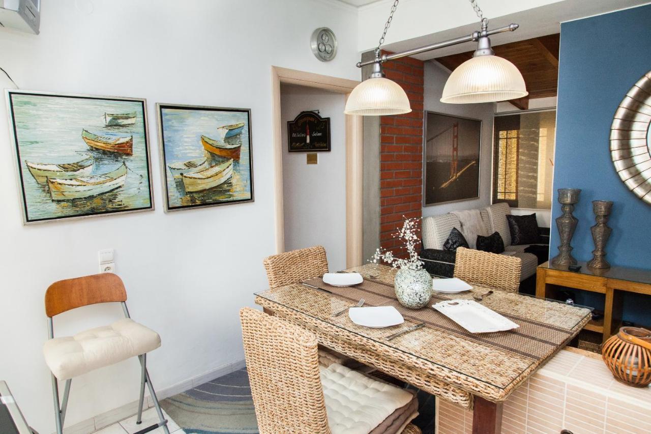 Amazing Apartment With View! Пирей Экстерьер фото
